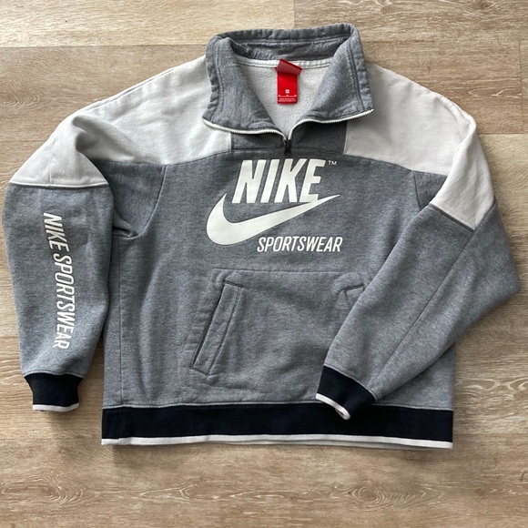 Nike Tops - Old School Nike Sweatshirt